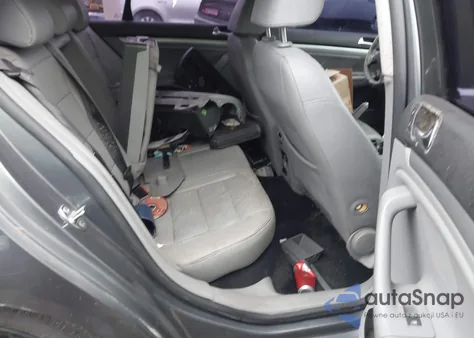 2009 Volkswagen Jetta Se/Sel из США, поврежденный, VIN 3VWRZ71KX9M021709